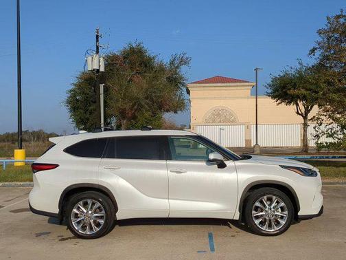 2023 Toyota Highlander Limited