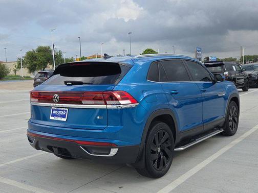 2024 Volkswagen Atlas Cross Sport 2.0T SE w/Technology
