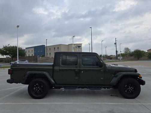 Sarge Green Clearcoat 2021 Jeep Gladiator Willys 4x4