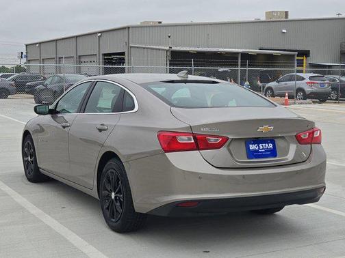Mineral Gray Metallic 2024 Chevrolet Malibu FWD 1LT