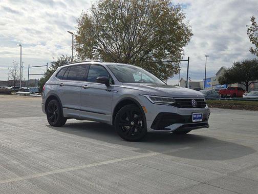 2023 Volkswagen Tiguan 2.0T SE R-Line Black