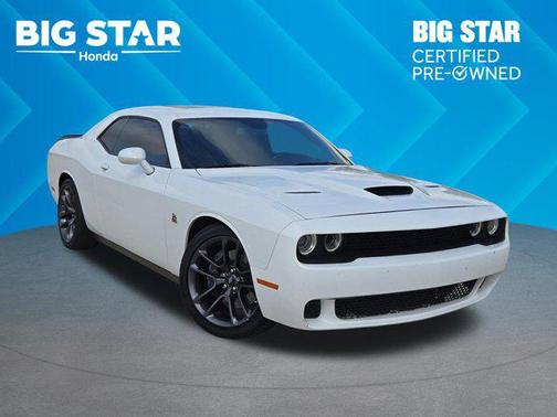 White Knuckle Clearcoat 2023 Dodge Challenger R/T Scat Pack