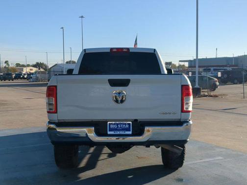 2021 RAM 2500 Tradesman Crew Cab 4x4 6'4' Box