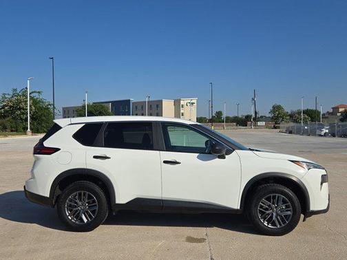 Glacier White 2024 Nissan Rogue S