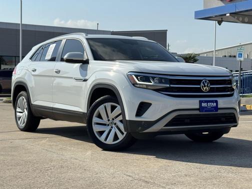 Pure White 2022 Volkswagen Atlas Cross Sport 2.0T SE w/Technology 4MOTION