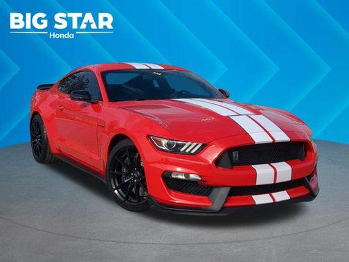 2017 Ford Shelby GT350 Base