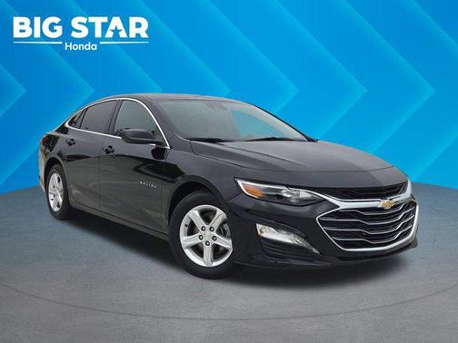 Mosaic Black Metallic 2024 Chevrolet Malibu FWD 1LT