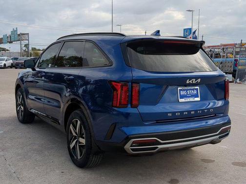 2022 Kia Sorento S
