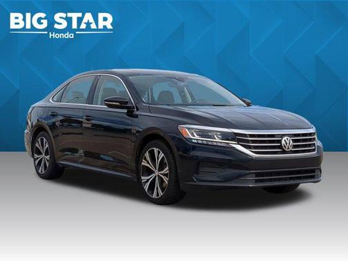 Deep Black Pearl 2021 Volkswagen Passat 2.0T SE