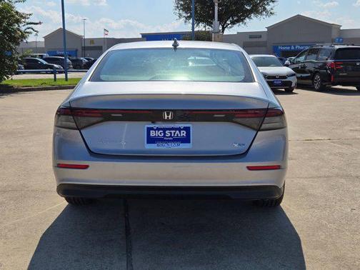 2025 Honda Accord LX 1.5T