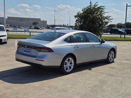 2025 Honda Accord LX 1.5T