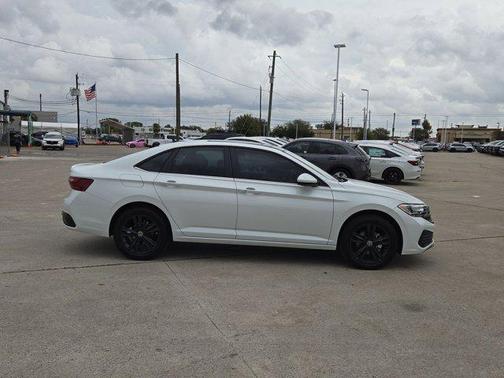 2023 Volkswagen Jetta 1.5T SE