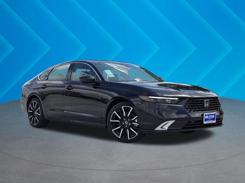 Crystal Black Pearl 2026 Honda Accord Hybrid Touring
