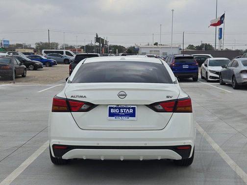 2024 Nissan Altima 2.5 SV