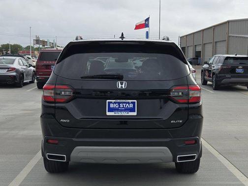 Crystal Black Pearl 2023 Honda Pilot AWD Elite