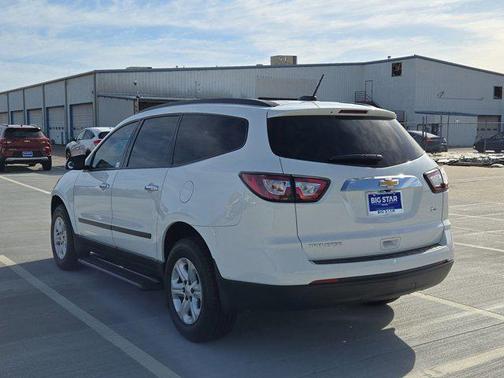 2017 Chevrolet Traverse LS