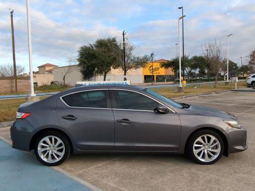 2017 Acura ILX AcuraWatch Plus Package