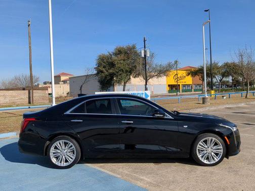 2025 Cadillac CT4 Premium Luxury
