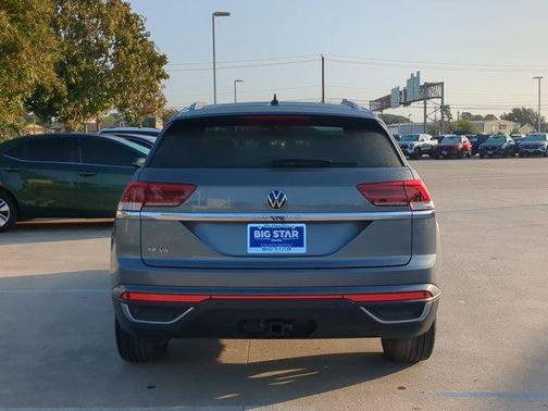 2022 Volkswagen Atlas Cross Sport 3.6L V6 SE w/Technology