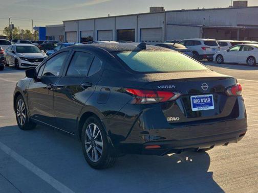 2025 Nissan Versa 1.6 SV