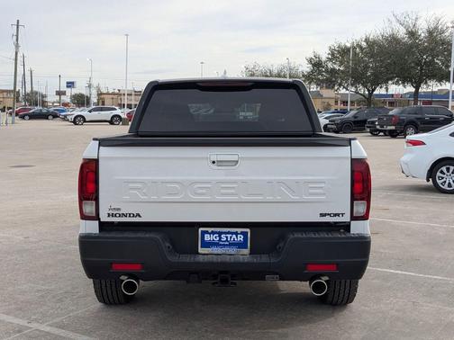 Platinum White Pearl 2026 Honda Ridgeline Sport