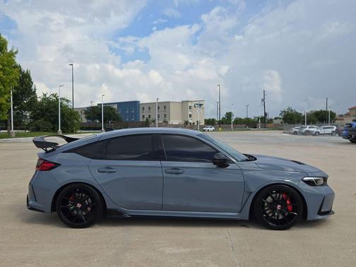 Sonic Gray Pearl 2024 Honda Civic Type R Manual