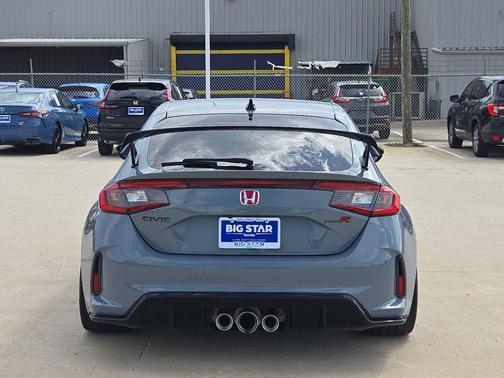 Sonic Gray Pearl 2024 Honda Civic Type R Manual
