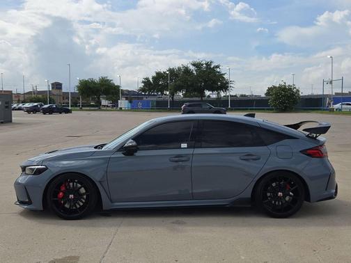 Sonic Gray Pearl 2024 Honda Civic Type R Manual