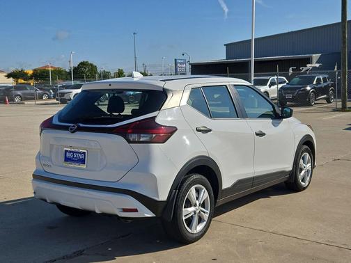 Fresh Powder 2024 Nissan Kicks S