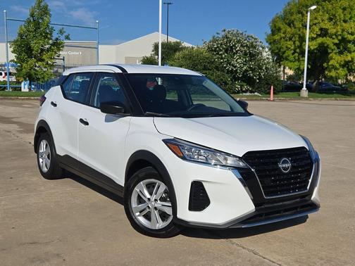Fresh Powder 2024 Nissan Kicks S