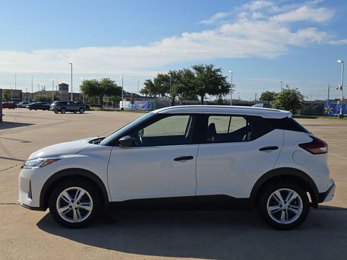 Fresh Powder 2024 Nissan Kicks S