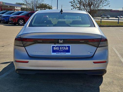 Solar Silver Metallic 2026 Honda Accord SE