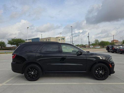 DB Black Clearcoat 2025 Dodge Durango GT Plus