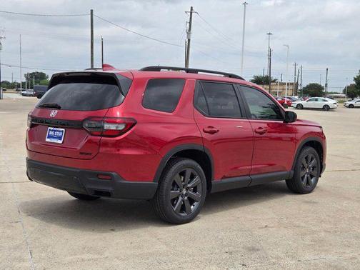 Radiant Red Metallic II 2026 Honda Pilot Sport