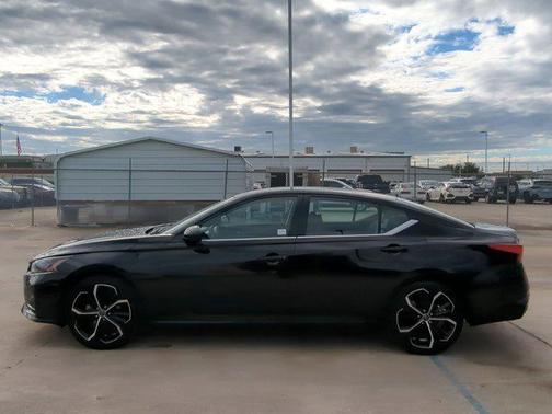 2024 Nissan Altima SR FWD