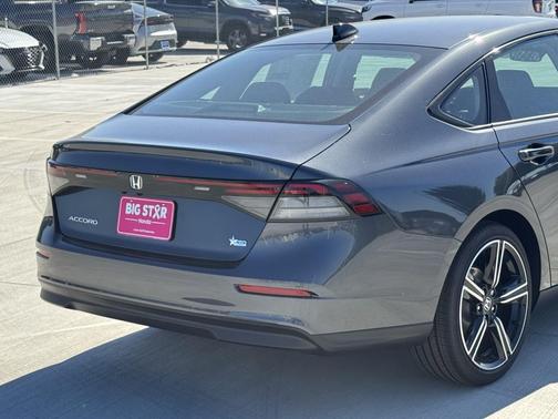 Meteorite Gray Metallic 2026 Honda Accord SE