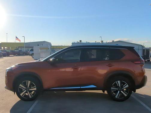 2022 Nissan Rogue Platinum