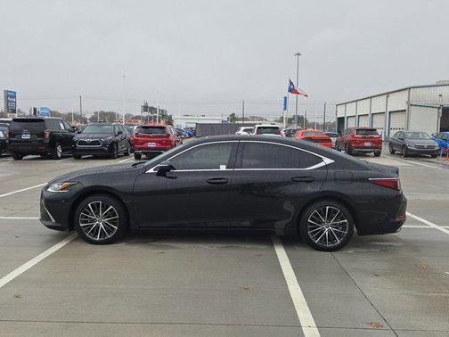 2024 Lexus ES 350 Base