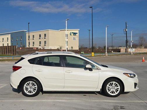 2018 Subaru Impreza 2.0i Premium