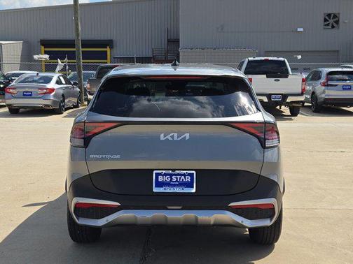 Steel Gray 2024 Kia Sportage LX