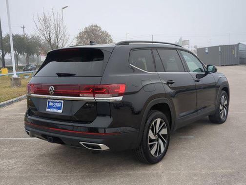 2025 Volkswagen Atlas 2.0T SE w/Technology 4MOTION