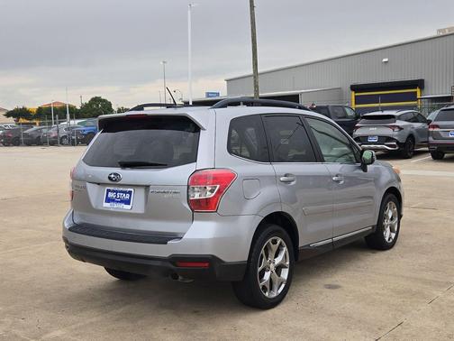 Ice Silver Metallic 2015 Subaru Forester 2.5i Touring