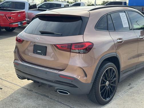 Rose Gold Metallic 2022 Mercedes-Benz GLA 250 Base