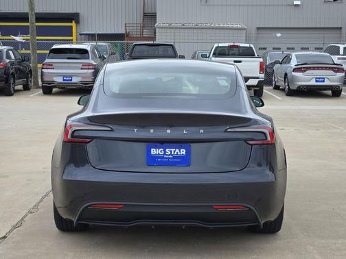 Stealth Grey 2024 Tesla Model 3 Standard Range