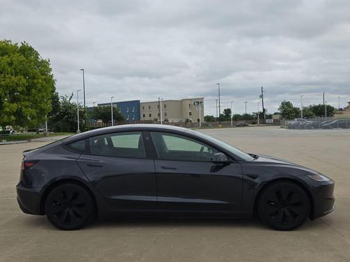 Stealth Grey 2024 Tesla Model 3 Standard Range