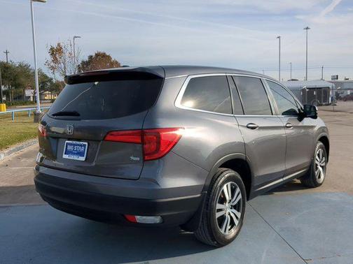 2017 Honda Pilot EX