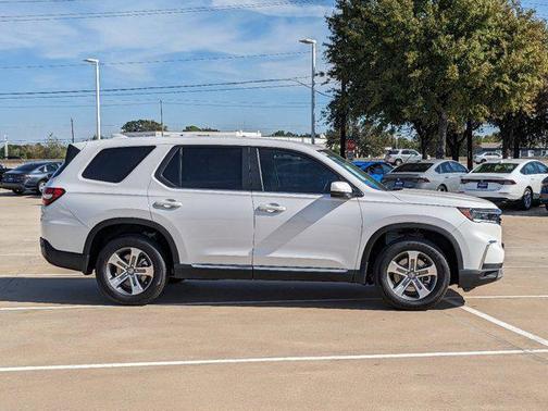 Platinum White Pearl 2025 Honda Pilot EX-L