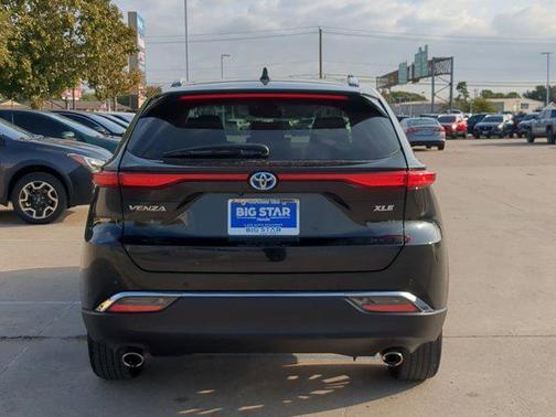 2023 Toyota Venza XLE