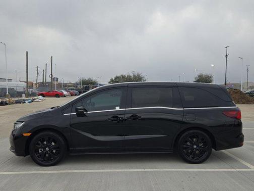 2024 Honda Odyssey Sport