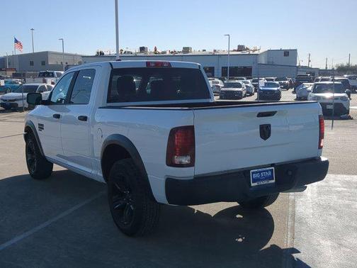 2024 RAM 1500 Classic Warlock Crew Cab 4x2 5'7' Box